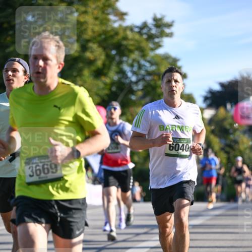 07.09.2025 - BARMER Alsterlauf Dr. Thomas Lammeyer http://msf.ph/oto/8706265 07.09.2025 09:23:39 Laufen 3669, 36, 6040 meine-sportfotos.de