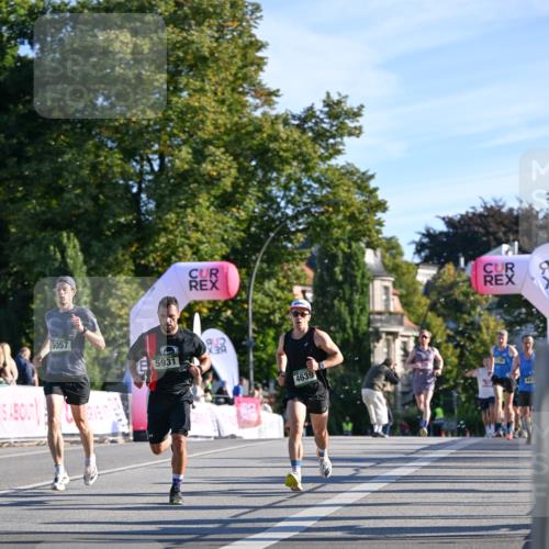 07.09.2025 - BARMER Alsterlauf Dr. Thomas Lammeyer http://msf.ph/oto/8706285 07.09.2025 09:23:45 Laufen 5057, 5931, 4639 meine-sportfotos.de