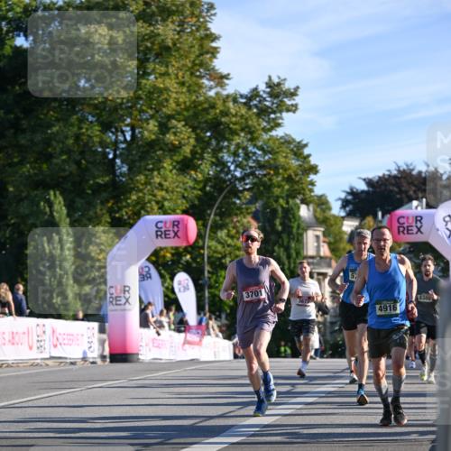 07.09.2025 - BARMER Alsterlauf Dr. Thomas Lammeyer http://msf.ph/oto/8706306 07.09.2025 09:23:50 Laufen 3701, 3673, 4916, 8389 meine-sportfotos.de