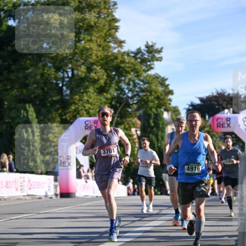 07.09.2025 - BARMER Alsterlauf Dr. Thomas Lammeyer http://msf.ph/oto/8706311 07.09.2025 09:23:51 Laufen 3701, 3673, 4916, 64 meine-sportfotos.de