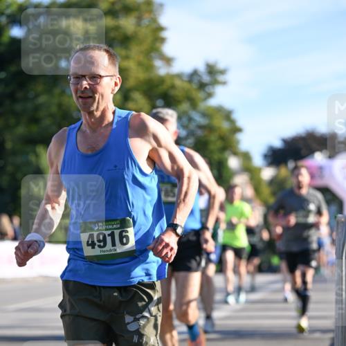 07.09.2025 - BARMER Alsterlauf Dr. Thomas Lammeyer http://msf.ph/oto/8706321 07.09.2025 09:23:52 Laufen 36, 4916 meine-sportfotos.de