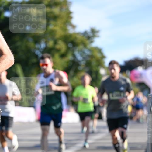 07.09.2025 - BARMER Alsterlauf Dr. Thomas Lammeyer http://msf.ph/oto/8706329 07.09.2025 09:23:53 Laufen 360 meine-sportfotos.de