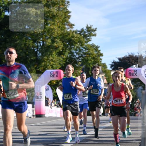 07.09.2025 - BARMER Alsterlauf Dr. Thomas Lammeyer http://msf.ph/oto/8706366 07.09.2025 09:23:59 Laufen 2680, 6315, 6212, 5528, 2677, 54 meine-sportfotos.de