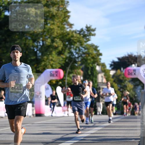 07.09.2025 - BARMER Alsterlauf Dr. Thomas Lammeyer http://msf.ph/oto/8706389 07.09.2025 09:24:03 Laufen 4645 meine-sportfotos.de