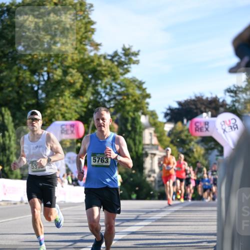 07.09.2025 - BARMER Alsterlauf Dr. Thomas Lammeyer http://msf.ph/oto/8706489 07.09.2025 09:24:23 Laufen 5763, 535 meine-sportfotos.de