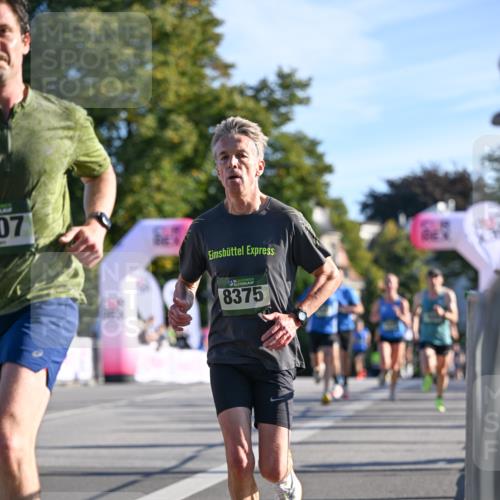 07.09.2025 - BARMER Alsterlauf Dr. Thomas Lammeyer http://msf.ph/oto/8706529 07.09.2025 09:24:33 Laufen 07, 136, 8375 meine-sportfotos.de