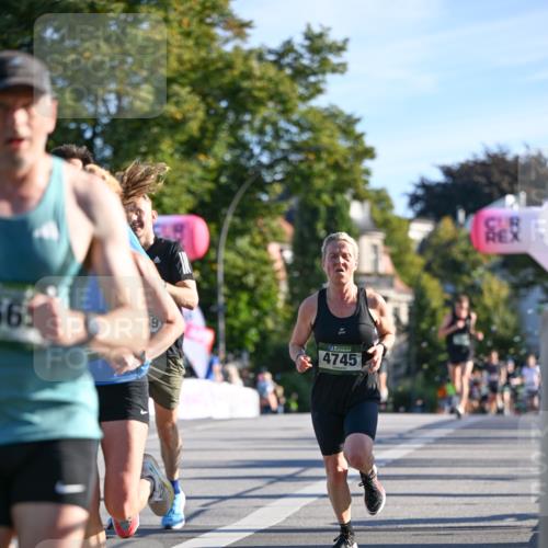 07.09.2025 - BARMER Alsterlauf Dr. Thomas Lammeyer http://msf.ph/oto/8706548 07.09.2025 09:24:37 Laufen 665, 4745 meine-sportfotos.de
