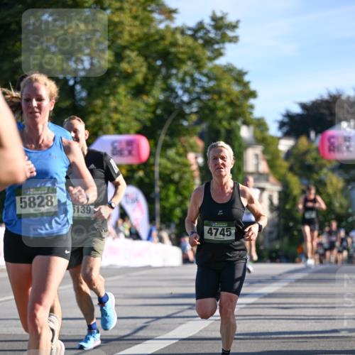 07.09.2025 - BARMER Alsterlauf Dr. Thomas Lammeyer http://msf.ph/oto/8706550 07.09.2025 09:24:38 Laufen 5828, 139, 4745 meine-sportfotos.de