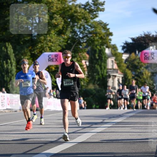 07.09.2025 - BARMER Alsterlauf Dr. Thomas Lammeyer http://msf.ph/oto/8706574 07.09.2025 09:24:43 Laufen 3597, 3906 meine-sportfotos.de