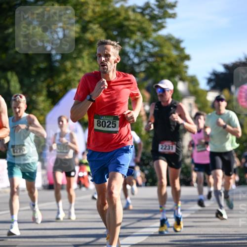 07.09.2025 - BARMER Alsterlauf Dr. Thomas Lammeyer http://msf.ph/oto/8706650 07.09.2025 09:25:00 Laufen 8025, 2231 meine-sportfotos.de