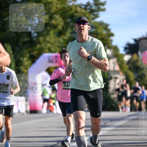 07.09.2025 - BARMER Alsterlauf Dr. Thomas Lammeyer http://msf.ph/oto/8706663 07.09.2025 09:25:02 Laufen 544, 013 meine-sportfotos.de