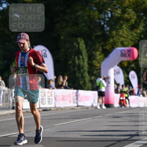 07.09.2025 - BARMER Alsterlauf Dr. Thomas Lammeyer http://msf.ph/oto/8706671 07.09.2025 09:25:06 Laufen 6125 meine-sportfotos.de