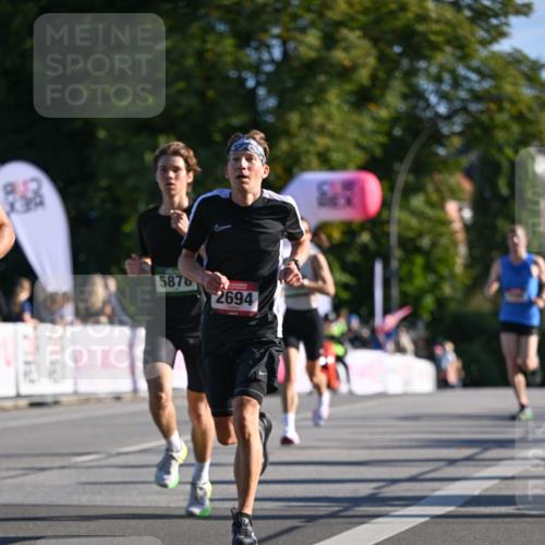 07.09.2025 - BARMER Alsterlauf Dr. Thomas Lammeyer http://msf.ph/oto/8706687 07.09.2025 09:25:09 Laufen 5876, 2694 meine-sportfotos.de