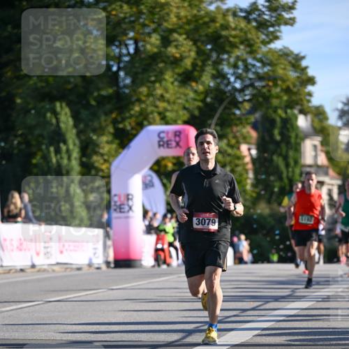 07.09.2025 - BARMER Alsterlauf Dr. Thomas Lammeyer http://msf.ph/oto/8706735 07.09.2025 09:25:17 Laufen 6102, 3079 meine-sportfotos.de