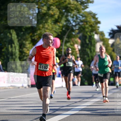 07.09.2025 - BARMER Alsterlauf Dr. Thomas Lammeyer http://msf.ph/oto/8706752 07.09.2025 09:25:20 Laufen 5192 meine-sportfotos.de
