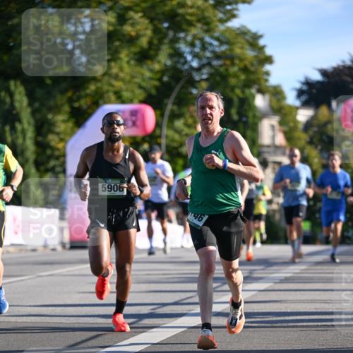 07.09.2025 - BARMER Alsterlauf Dr. Thomas Lammeyer http://msf.ph/oto/8706762 07.09.2025 09:25:22 Laufen 5906, 46 meine-sportfotos.de