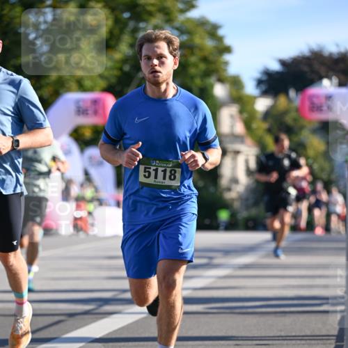 07.09.2025 - BARMER Alsterlauf Dr. Thomas Lammeyer http://msf.ph/oto/8706790 07.09.2025 09:25:27 Laufen 36, 8, 5118 meine-sportfotos.de