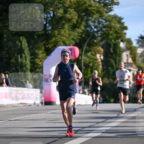 07.09.2025 - BARMER Alsterlauf Dr. Thomas Lammeyer http://msf.ph/oto/8706820 07.09.2025 09:25:38 Laufen 1714 meine-sportfotos.de