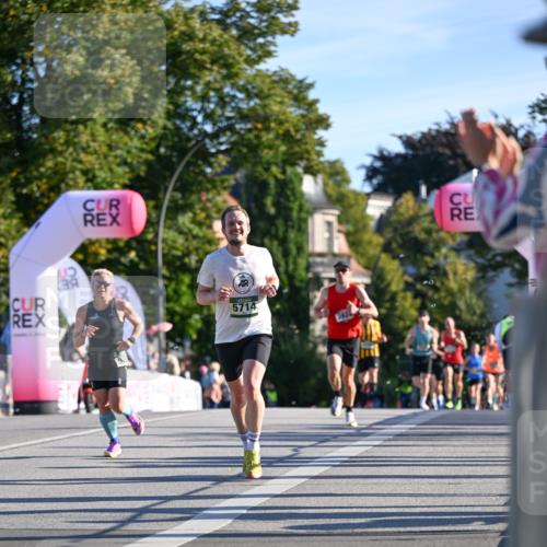 07.09.2025 - BARMER Alsterlauf Dr. Thomas Lammeyer http://msf.ph/oto/8706827 07.09.2025 09:25:39 Laufen 5714, 93 meine-sportfotos.de