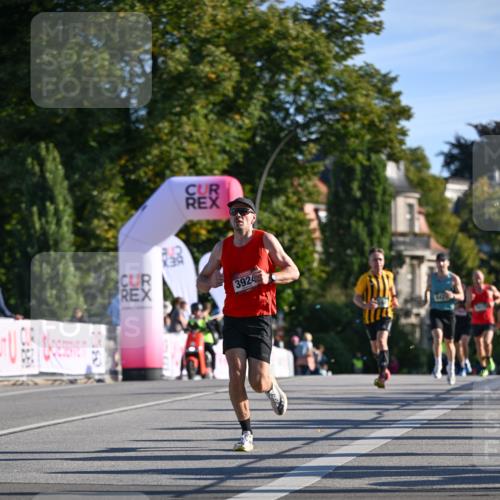 07.09.2025 - BARMER Alsterlauf Dr. Thomas Lammeyer http://msf.ph/oto/8706846 07.09.2025 09:25:42 Laufen 2580, 3924 meine-sportfotos.de