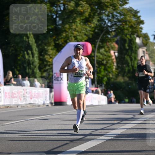 07.09.2025 - BARMER Alsterlauf Dr. Thomas Lammeyer http://msf.ph/oto/8706937 07.09.2025 09:25:59 Laufen 2561 meine-sportfotos.de