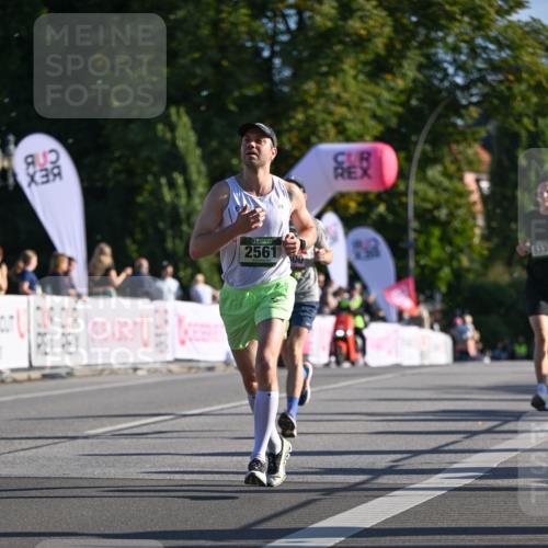 07.09.2025 - BARMER Alsterlauf Dr. Thomas Lammeyer http://msf.ph/oto/8706942 07.09.2025 09:26:00 Laufen 2500, 2561 meine-sportfotos.de
