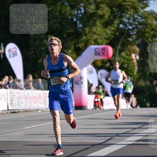 07.09.2025 - BARMER Alsterlauf Dr. Thomas Lammeyer http://msf.ph/oto/8707017 07.09.2025 09:26:14 Laufen 39, 532 meine-sportfotos.de