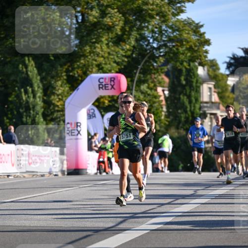 07.09.2025 - BARMER Alsterlauf Dr. Thomas Lammeyer http://msf.ph/oto/8707036 07.09.2025 09:26:18 Laufen 45751, 2618, 4022 meine-sportfotos.de