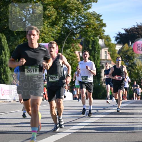 07.09.2025 - BARMER Alsterlauf Dr. Thomas Lammeyer http://msf.ph/oto/8707060 07.09.2025 09:26:22 Laufen 2618, 4022, 5388, 480 meine-sportfotos.de