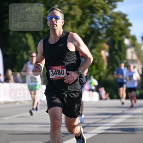 07.09.2025 - BARMER Alsterlauf Dr. Thomas Lammeyer http://msf.ph/oto/8707083 07.09.2025 09:26:26 Laufen 136, 3480 meine-sportfotos.de