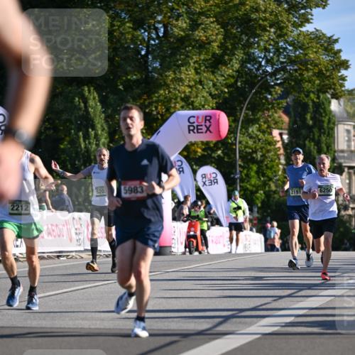 07.09.2025 - BARMER Alsterlauf Dr. Thomas Lammeyer http://msf.ph/oto/8707086 07.09.2025 09:26:27 Laufen 2212, 520, 5983, 2191, 6250 meine-sportfotos.de