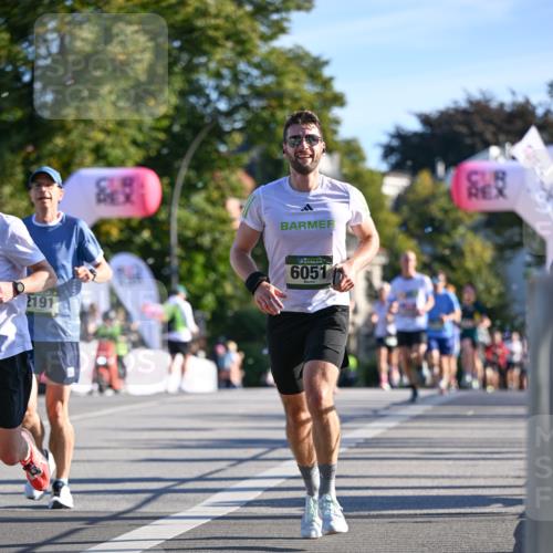 07.09.2025 - BARMER Alsterlauf Dr. Thomas Lammeyer http://msf.ph/oto/8707097 07.09.2025 09:26:30 Laufen 2191, 6051 meine-sportfotos.de