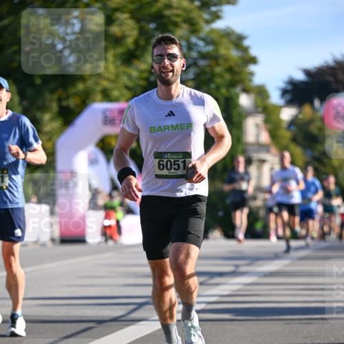 07.09.2025 - BARMER Alsterlauf Dr. Thomas Lammeyer http://msf.ph/oto/8707102 07.09.2025 09:26:31 Laufen 1040, 36, 6051 meine-sportfotos.de