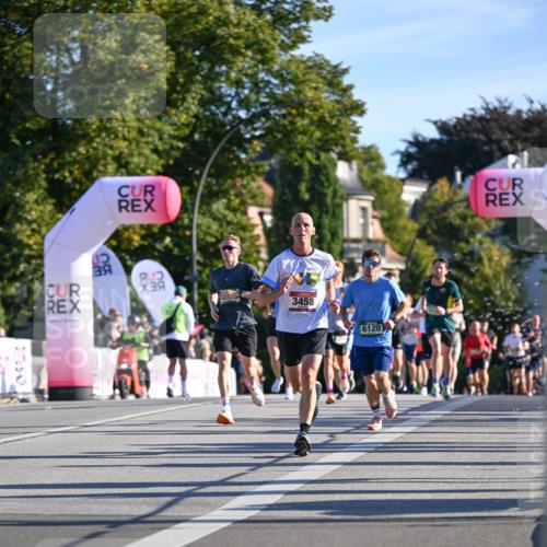 07.09.2025 - BARMER Alsterlauf Dr. Thomas Lammeyer http://msf.ph/oto/8707112 07.09.2025 09:26:33 Laufen 35, 3458, 6120 meine-sportfotos.de