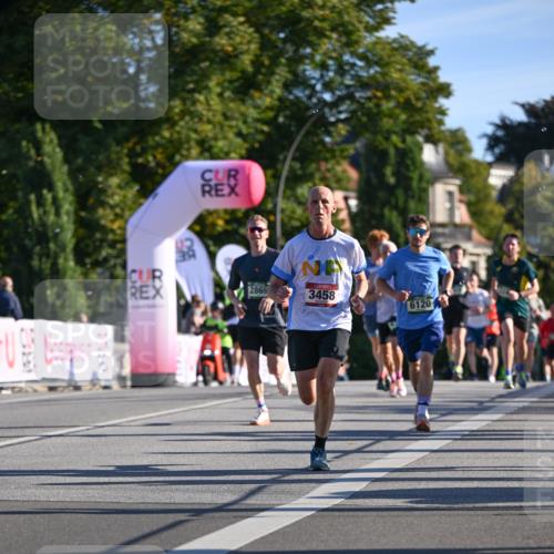 07.09.2025 - BARMER Alsterlauf Dr. Thomas Lammeyer http://msf.ph/oto/8707116 07.09.2025 09:26:34 Laufen 2869, 6120 meine-sportfotos.de