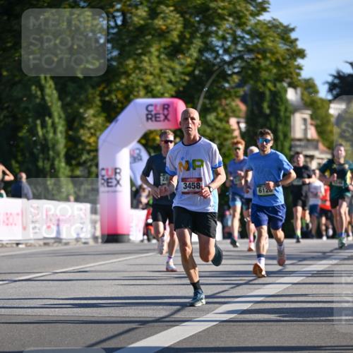 07.09.2025 - BARMER Alsterlauf Dr. Thomas Lammeyer http://msf.ph/oto/8707119 07.09.2025 09:26:34 Laufen 3458, 6120 meine-sportfotos.de
