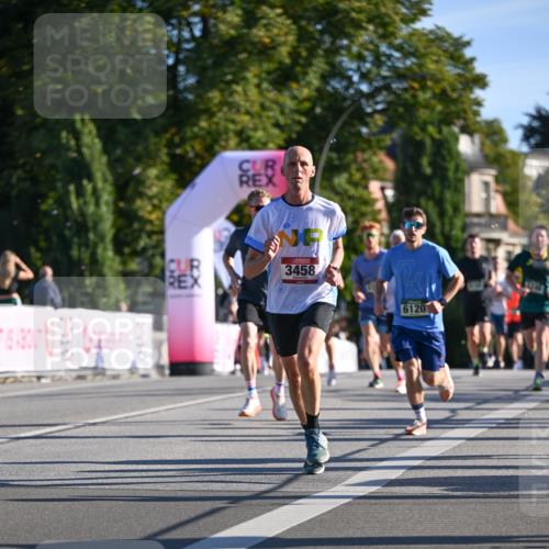 07.09.2025 - BARMER Alsterlauf Dr. Thomas Lammeyer http://msf.ph/oto/8707120 07.09.2025 09:26:35 Laufen 3458, 6120 meine-sportfotos.de