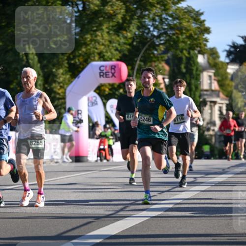 07.09.2025 - BARMER Alsterlauf Dr. Thomas Lammeyer http://msf.ph/oto/8707143 07.09.2025 09:26:38 Laufen 8255, 619, 5246, 6116 meine-sportfotos.de