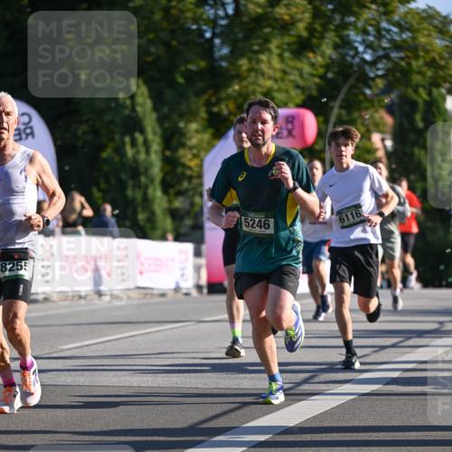 07.09.2025 - BARMER Alsterlauf Dr. Thomas Lammeyer http://msf.ph/oto/8707150 07.09.2025 09:26:39 Laufen 8255, 1510, 5246, 6116 meine-sportfotos.de