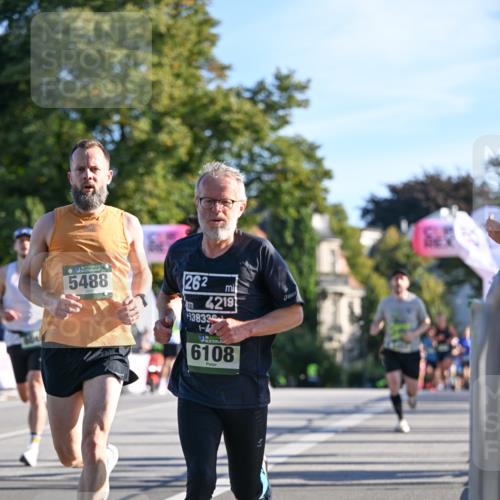 07.09.2025 - BARMER Alsterlauf Dr. Thomas Lammeyer http://msf.ph/oto/8707207 07.09.2025 09:26:51 Laufen 5488, 262, 4219, 13833, 6108 meine-sportfotos.de
