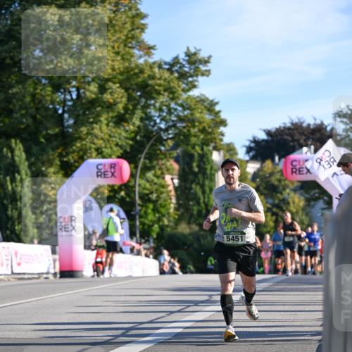 07.09.2025 - BARMER Alsterlauf Dr. Thomas Lammeyer http://msf.ph/oto/8707215 07.09.2025 09:26:53 Laufen 5451 meine-sportfotos.de