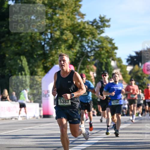 07.09.2025 - BARMER Alsterlauf Dr. Thomas Lammeyer http://msf.ph/oto/8707230 07.09.2025 09:27:01 Laufen 5387, 5288 meine-sportfotos.de