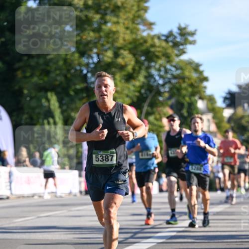 07.09.2025 - BARMER Alsterlauf Dr. Thomas Lammeyer http://msf.ph/oto/8707232 07.09.2025 09:27:01 Laufen 5387 meine-sportfotos.de