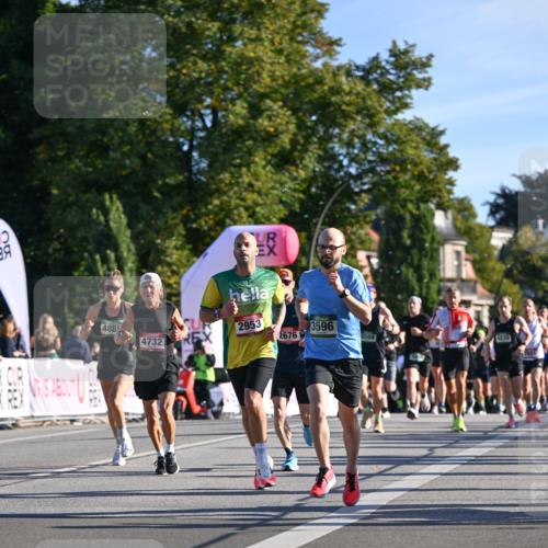 07.09.2025 - BARMER Alsterlauf Dr. Thomas Lammeyer http://msf.ph/oto/8707298 07.09.2025 09:27:13 Laufen 4885, 2953, 3596, 2676, 869, 1830, 4732 meine-sportfotos.de