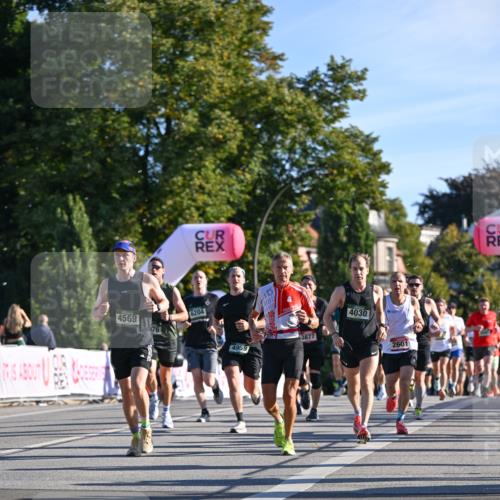 07.09.2025 - BARMER Alsterlauf Dr. Thomas Lammeyer http://msf.ph/oto/8707313 07.09.2025 09:27:16 Laufen 4569, 6204, 4959, 3877, 4030, 2601 meine-sportfotos.de