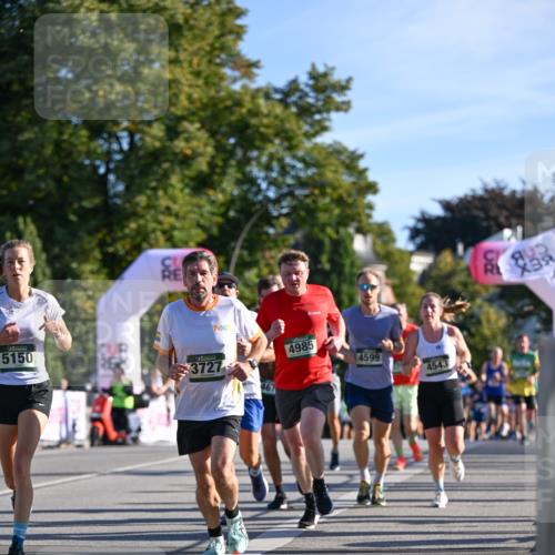 07.09.2025 - BARMER Alsterlauf Dr. Thomas Lammeyer http://msf.ph/oto/8707350 07.09.2025 09:27:23 Laufen 5150, 3727, 467, 4985, 4599, 4543, 54 meine-sportfotos.de