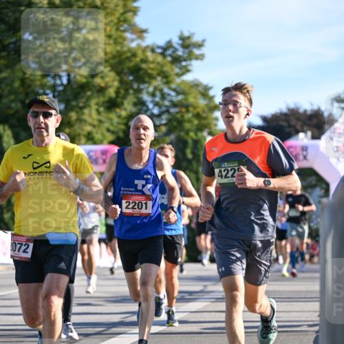 07.09.2025 - BARMER Alsterlauf Dr. Thomas Lammeyer http://msf.ph/oto/8707396 07.09.2025 09:27:32 Laufen 2201, 422, 072 meine-sportfotos.de
