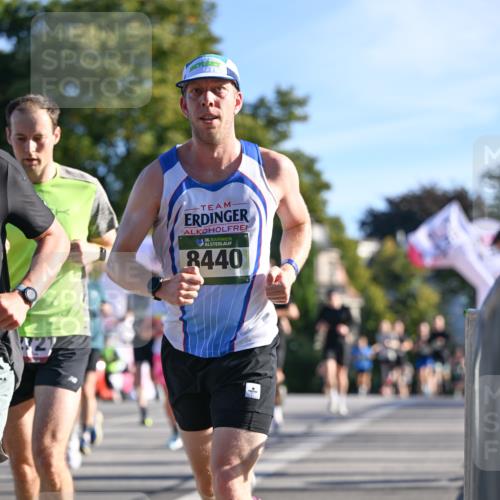 07.09.2025 - BARMER Alsterlauf Dr. Thomas Lammeyer http://msf.ph/oto/8707423 07.09.2025 09:27:38 Laufen 36, 8440 meine-sportfotos.de