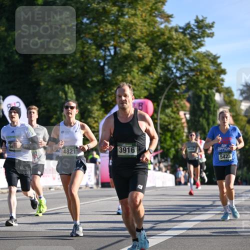 07.09.2025 - BARMER Alsterlauf Dr. Thomas Lammeyer http://msf.ph/oto/8707483 07.09.2025 09:27:53 Laufen 6, 4821, 3916, 5423 meine-sportfotos.de