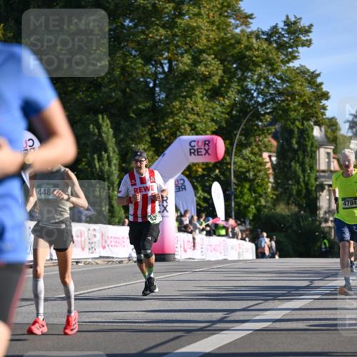 07.09.2025 - BARMER Alsterlauf Dr. Thomas Lammeyer http://msf.ph/oto/8707502 07.09.2025 09:27:57 Laufen 4484, 53, 4784 meine-sportfotos.de